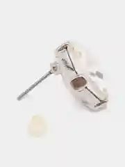 Белый серьги