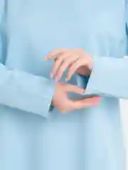 Розовый тонкий свитшот женский