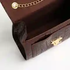 Сумка женская кросс-боди, мессенджер на клапане, 21х15х10 см, цепочка через плечо