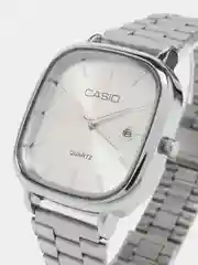 Белый часы мужские Casio