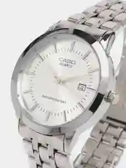 Белый часы мужские Casio