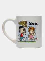 Кружка в подарочной упаковке "Love is...", 220 мл, фарфор