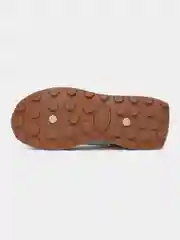 Белый кроссовки женские весна-осень