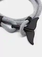 Серый браслет хвост кита