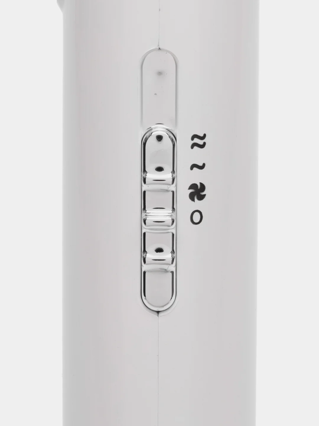 Фен Sakura SA-4051W, 1600 Вт, 3скорости, 3 темп. режима, концентратор, шнур 1.8 м, белый