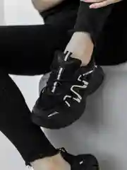 Белый кроссовки женские спортивные