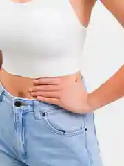 Белый топ женский базовый