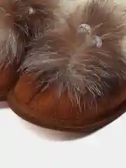 Бежевый тапочки детские