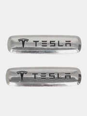 Шильдик логотип на автоковрик Tesla