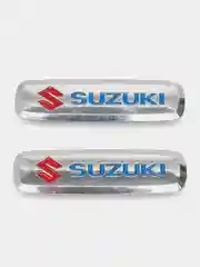 Шильдик логотип на автоковрик  Suzuki