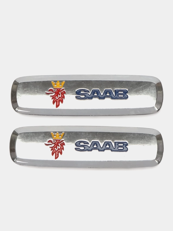 Шильдик логотип на автоковрик SAAB