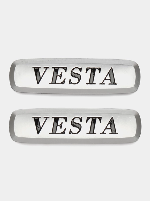 Шильдик логотип на автоковрик Vesta