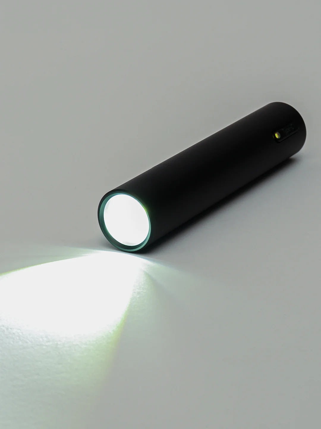 Ручной фонарь Beebest Zoom Flashlight