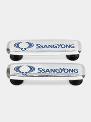 Шильдик логотип на автоковрик Ssang Yong