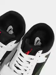 Светло-бежевый мужские кроссовки с логотипом Cactus Jack x Nike Air Trainer 1