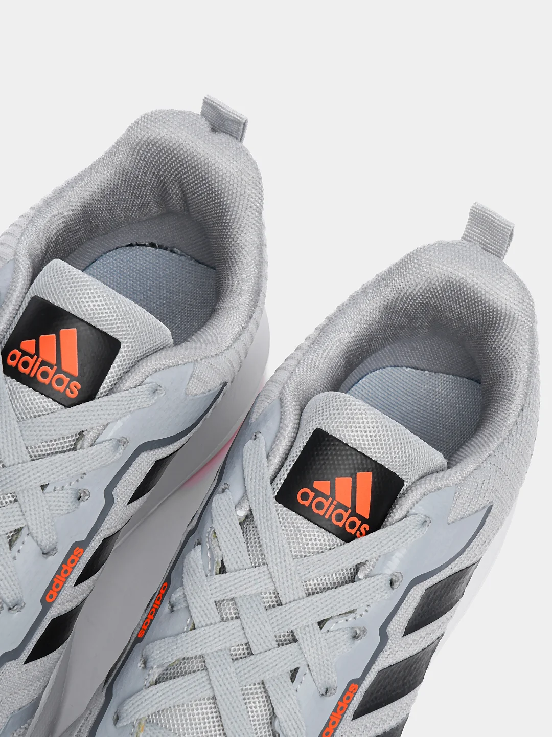 Серый мужские кроссовки с логотипом Adidas Terrex