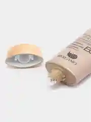 ВВ-крем для лица, Тональный матирующий крем с муцином улитки Bergamo Magic Snail SPF50+PA+