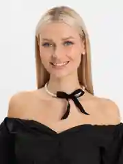 Чокер жемчуг с чёрным бантом, ручная работа