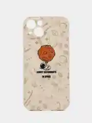 Бежевый чехол на Айфон / чехол на Apple Iphone 12 pro max 13 pro max / космонавт