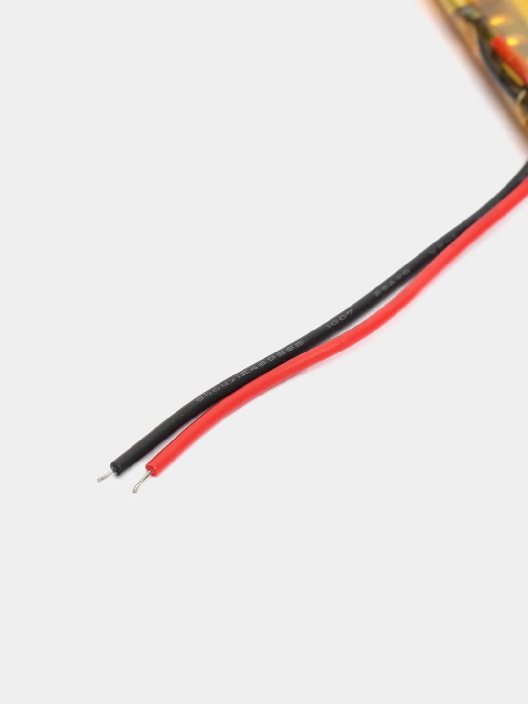 Аккумулятор ROBITON LP403048 3.7В, 560 мАч