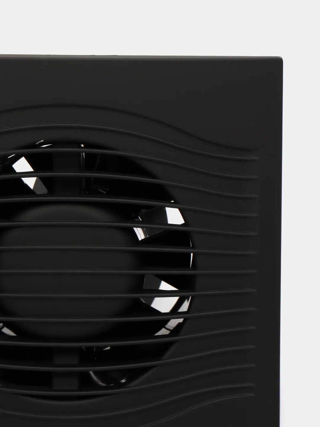 Вытяжной вентилятор 100 тонкий с клапаном бесшумный черный матовый SLIM 4C Matt Black