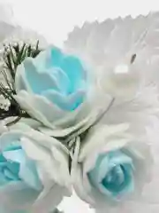 Голубой бутоньерка