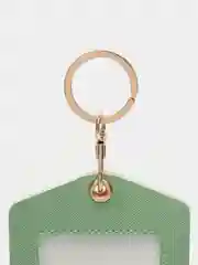 Зеленый бейдж для пропуска и карт