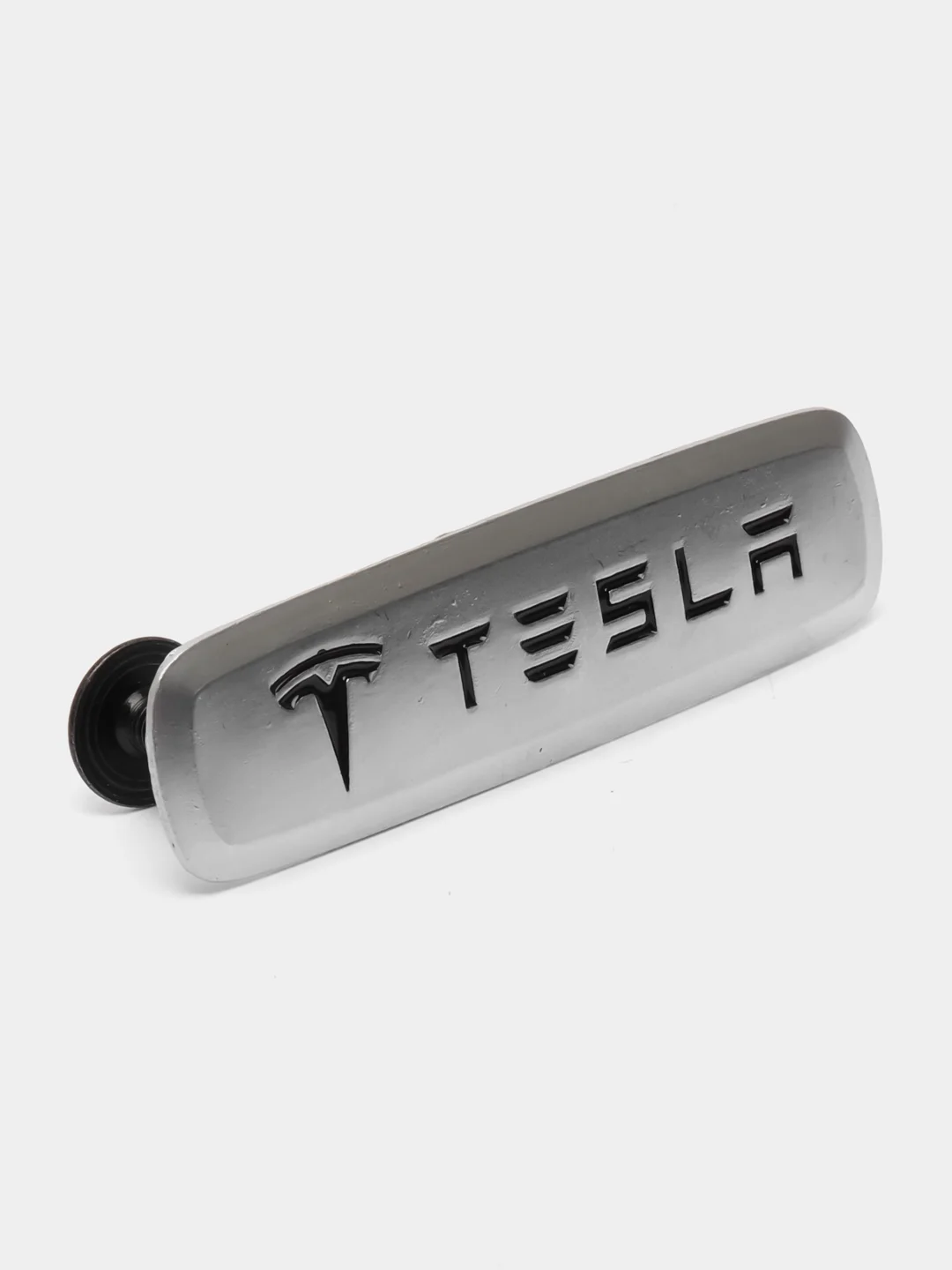 Комплект шильдиков металлических с эмблемой авто "Tesla" и 4 винтовыми креплениями (Пара)