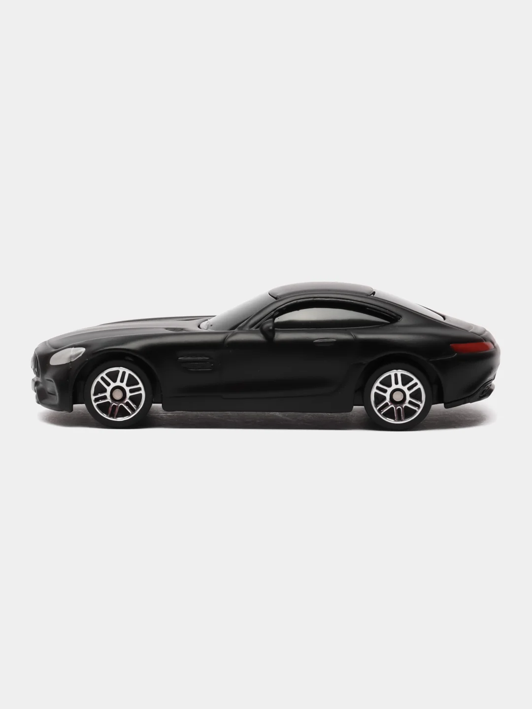Машина металлическая MERCEDES-AMG GT S, 1:64, цвет чёрный матовый