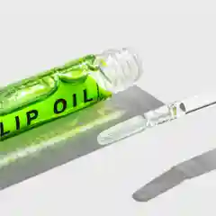 Двухфазное масло для губ Influence Beauty LAVA LIP OIL, тон 04, прозрачный салатовый, 6 мл