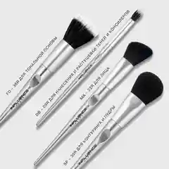 Кисть-лапка Influence Beauty "SP-30R", для контуринга и пудры