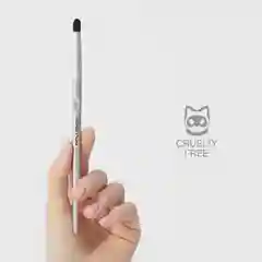 Кисть Influence Beauty "E/PB-06R", для растушевки теней