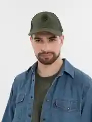 Зеленый кепка