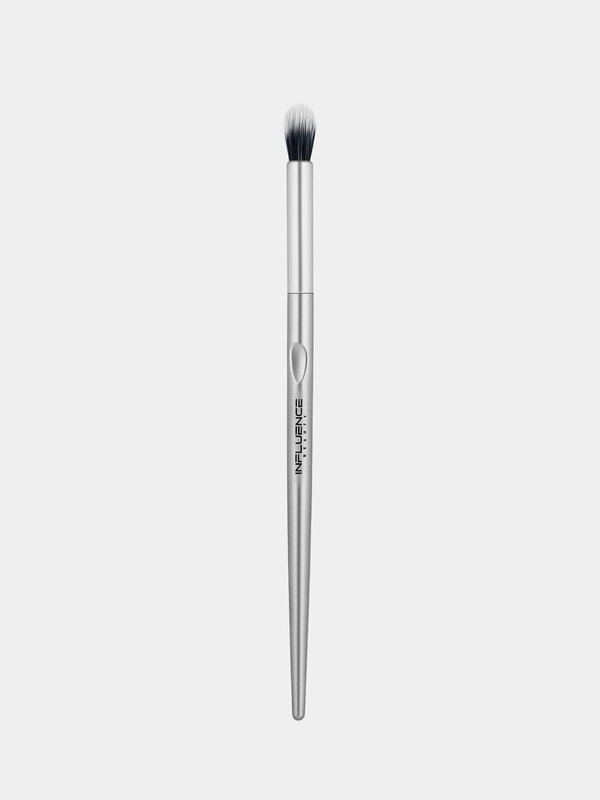 Кисть-дуофибра Influence Beauty "DB-09R", для нанесения и растушевки теней и консилера