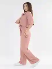 Пудровый костюм женский летний
