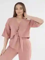 Пудровый костюм женский летний