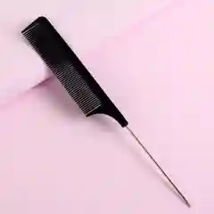 Расческа с металическим концом