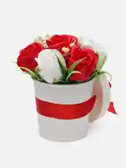 Алый букет из вспененного мыла , подарок на Новый год маме,сестре,коллеге ,подарочный набор