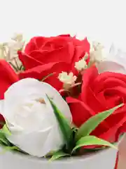 Алый букет из вспененного мыла , подарок на Новый год маме,сестре,коллеге ,подарочный набор