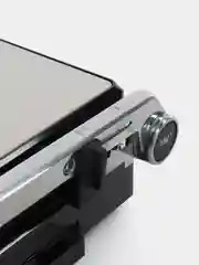 Гриль-пресс Polaris PGP 3009 Серебряный/черный