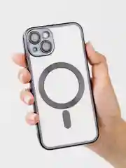 Черный противоударный чехол на iPhone 13 со встроенным магнитным креплением MagSafe
