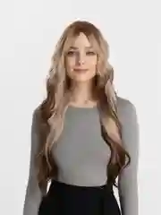 Песочный хаки парик длинный волнистый с челкой