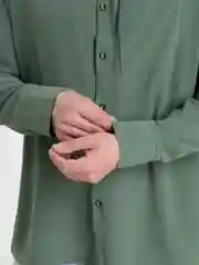 Лесной зеленый рубашка мужская, ткань сингапур