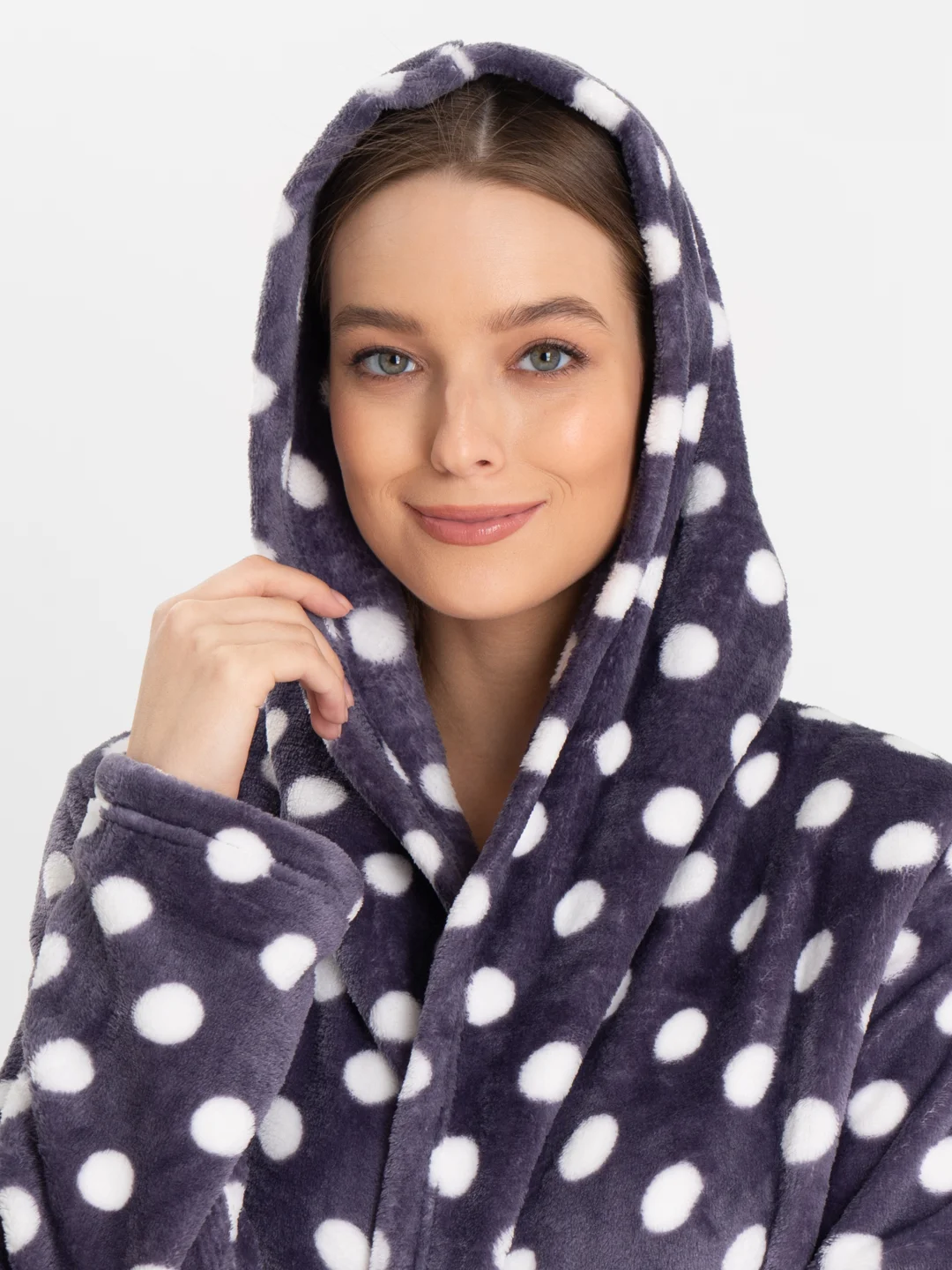 Угольный теплый молодежный халат с запахом Onstyle