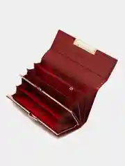 Кошелек женский из натуральной лакированной кожи