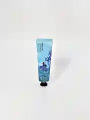 Зеленый крем для рук с маслом ши