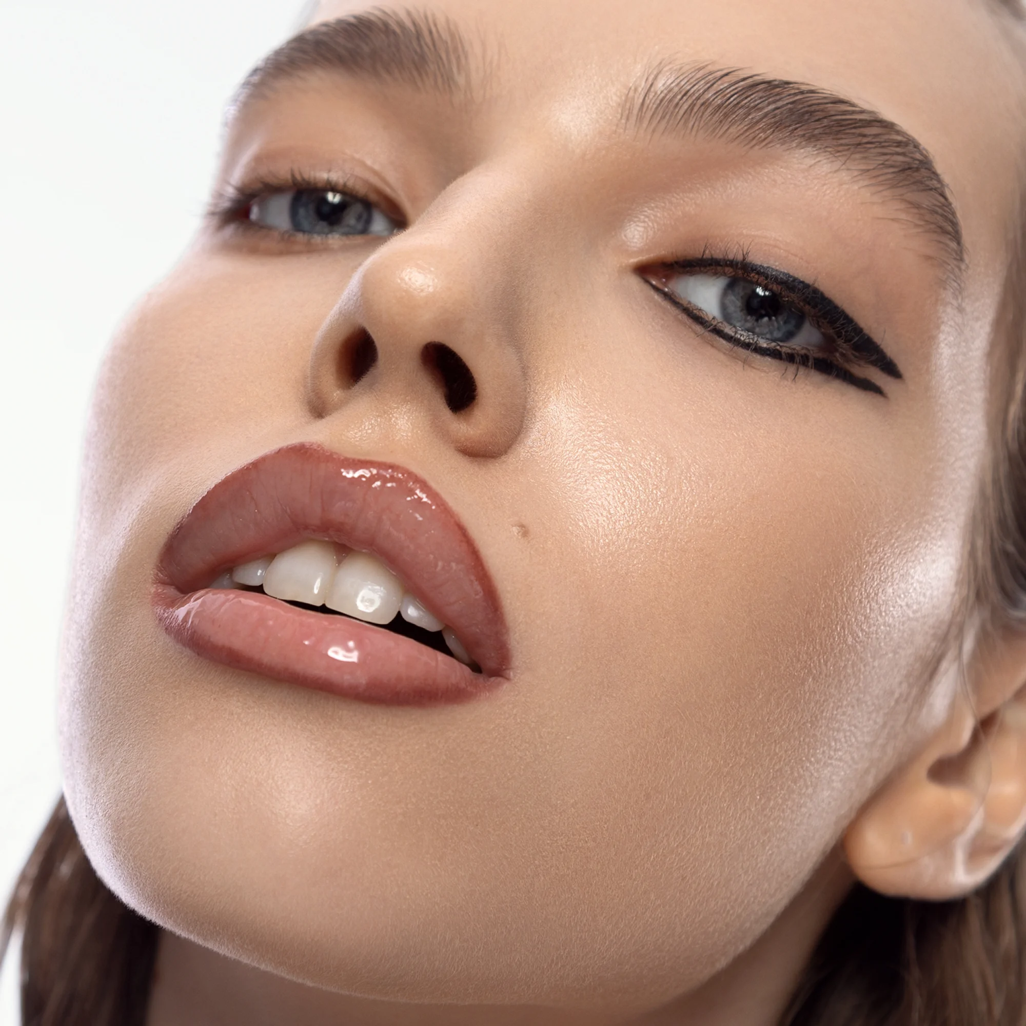 Карандаш для губ Influence Beauty Lipfluence автоматический, 0,28 г, 06