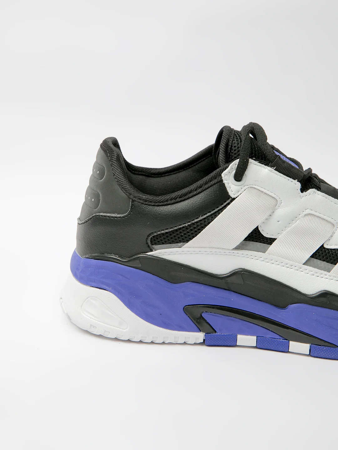 Фиолетовый кроссовки мужские с логотипом Adidas Niteball