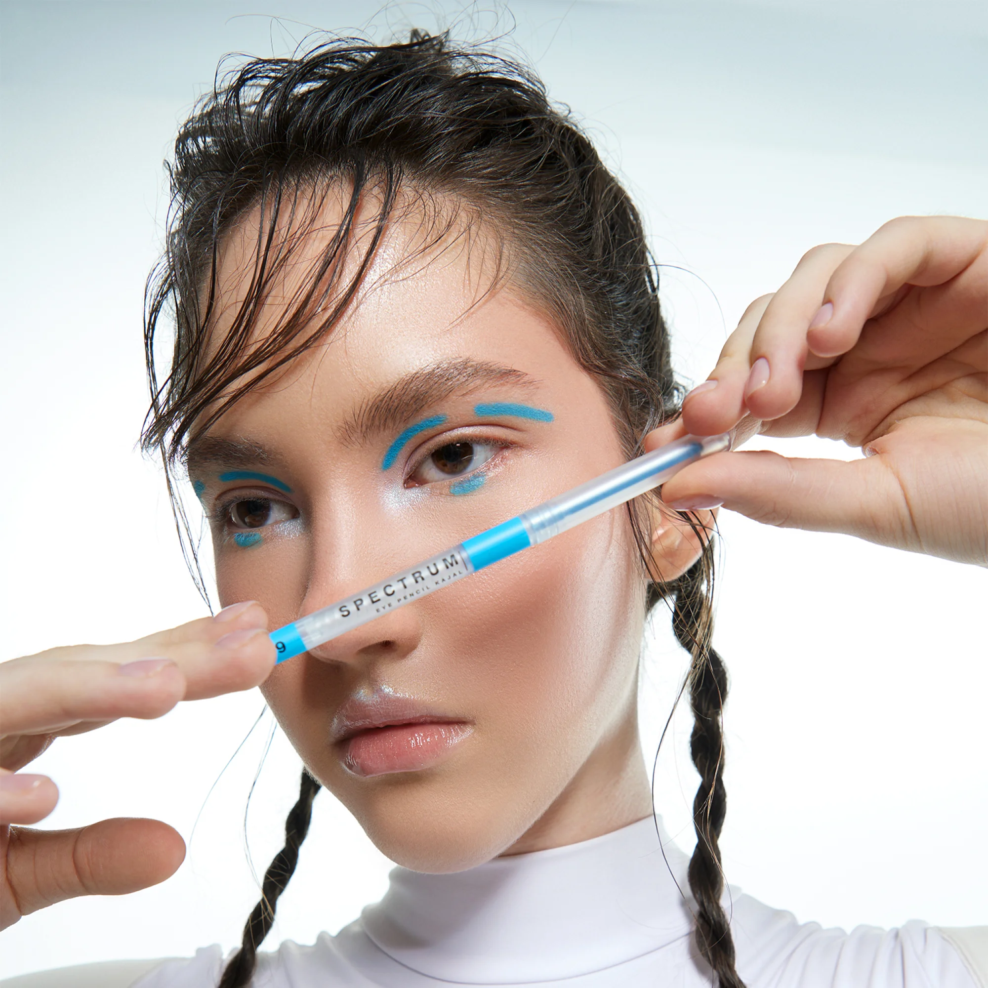 Карандаш для глаз Influence Beauty SPECTRUM, тон 09, ярко-голубой, 0,28 г