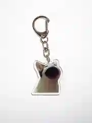 Белый брелок котенок, кот, кошка, мем, брелок на сумку, на рюкзак, на ключи, милый брелок